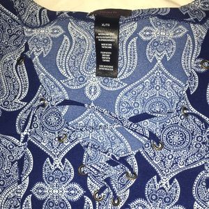 Mark-printed dress with tie up stitching